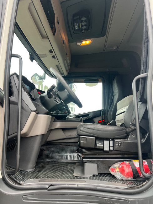 SCANIA R450 2020 6X4