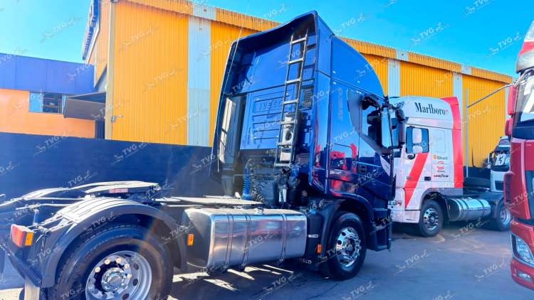 IVECO HI-WAY 440 4X2 2022