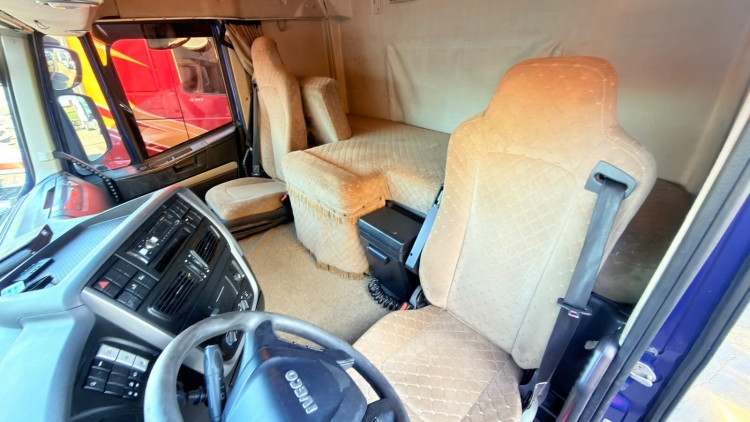 IVECO HI-WAY 440 4X2 2022