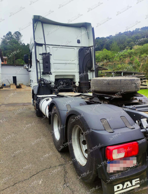DAF 480 Super Space 