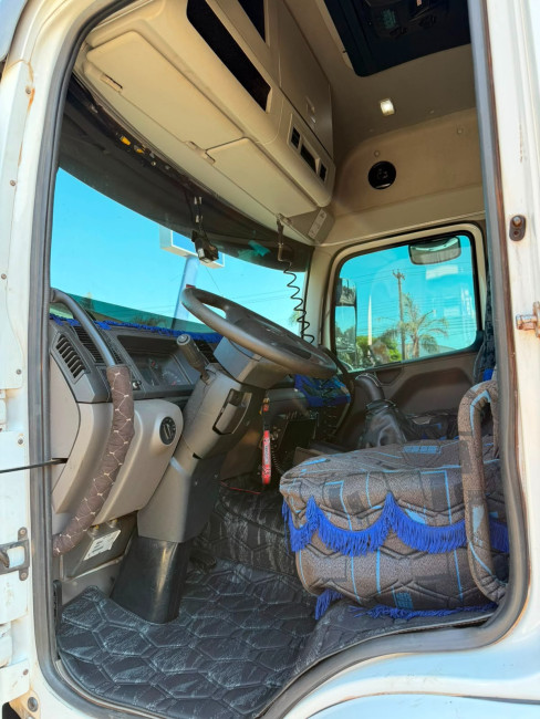 VW 25-420 6X2 2019