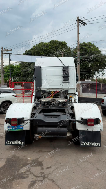 Vw 19-330 4x2 2014