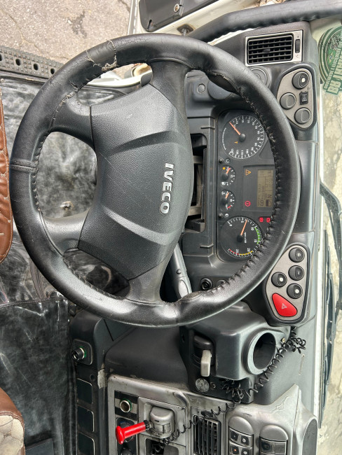 Iveco Stralis 400 6x2 2013 