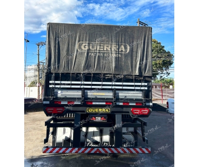 Carreta Guerra Graneleiro 4 eixos 