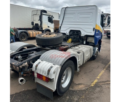 MB Axor 1933 4x2 2013