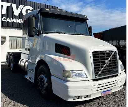 Volvo NH12 380 6x2 2003