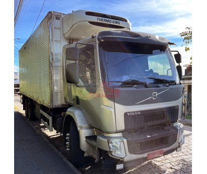 Volvo VM 270 6x2 2014