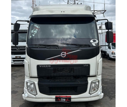 Volvo VM 330 6x2 2012 