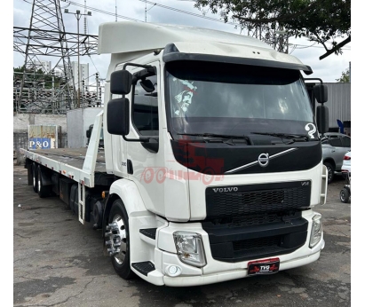 Volvo VM 330 6x2 2012 