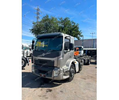 Volvo VM 330 8x2 2021 ISHIFIT 