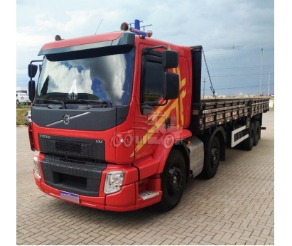 Volvo VM330 8x2 2022