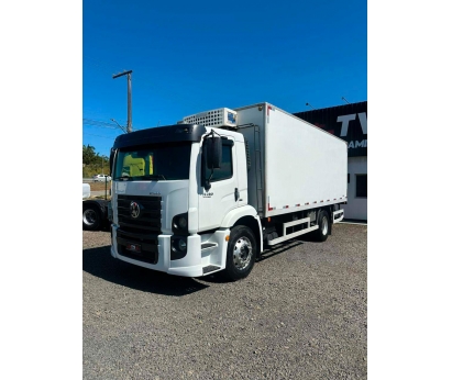 VW 17-280 Costellation 4x2 2013+Baú Câmara Fria Rodosinos 2012